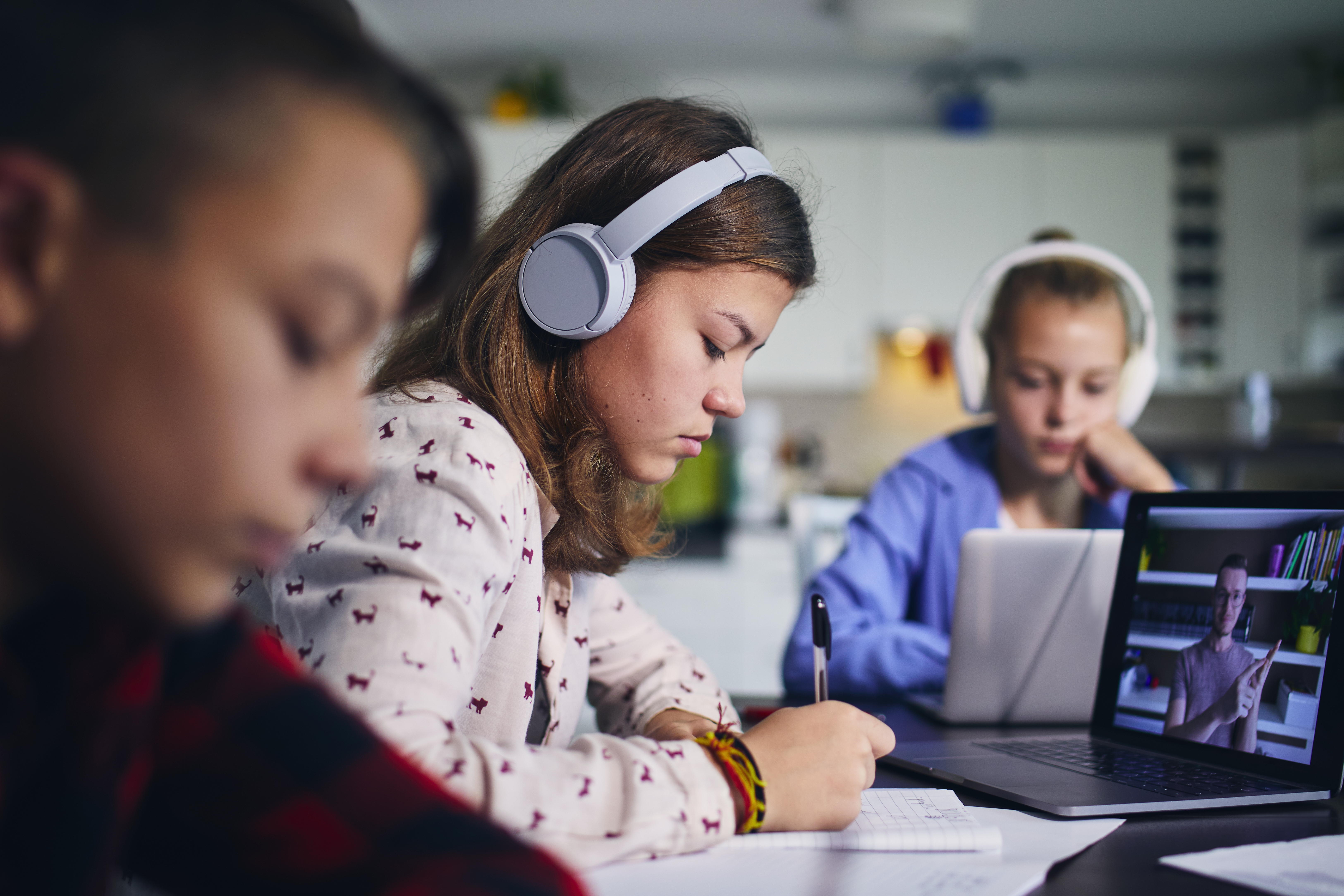 wifi network in schools